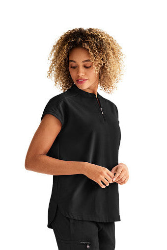 Healing Hands Women's Sandy Top & Naya Jogger Pant – Stylish Medical Scrub Set for Nurses & Healthcare Workers