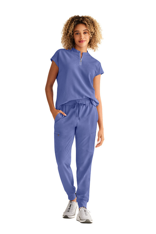 Healing Hands Women's Sandy Top & Naya Jogger Pant – Stylish Medical Scrub Set for Nurses & Healthcare Workers
