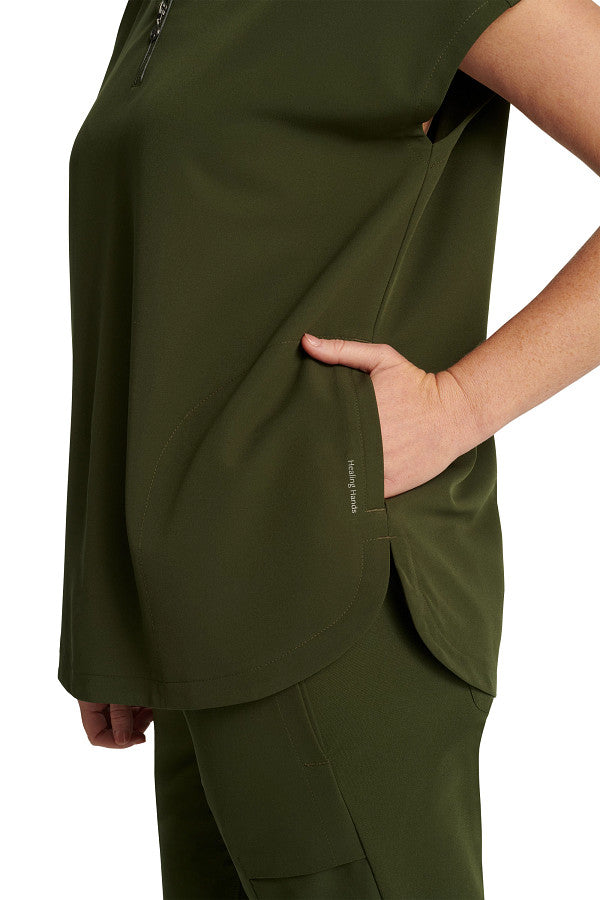 Healing Hands Women's Sandy Top & Naya Jogger Pant – Stylish Medical Scrub Set for Nurses & Healthcare Workers