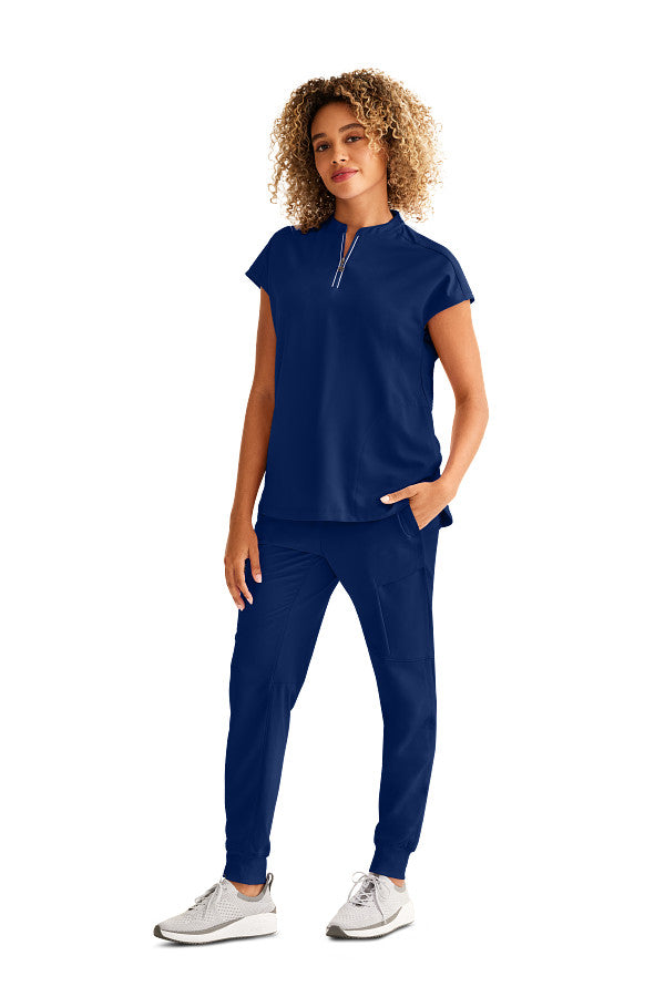 Healing Hands Women's Sandy Top & Naya Jogger Pant – Stylish Medical Scrub Set for Nurses & Healthcare Workers