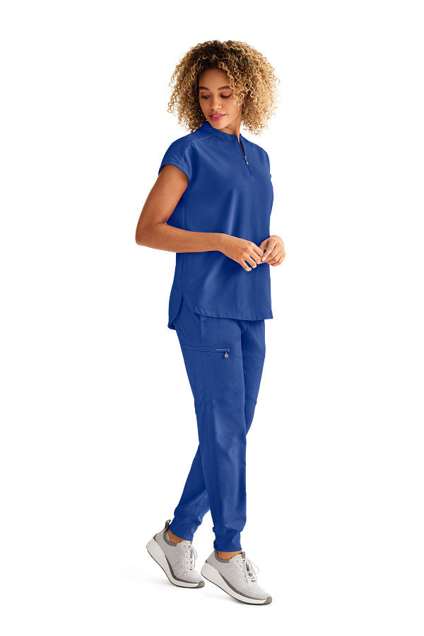 Healing Hands Women's Sandy Top & Naya Jogger Pant – Stylish Medical Scrub Set for Nurses & Healthcare Workers
