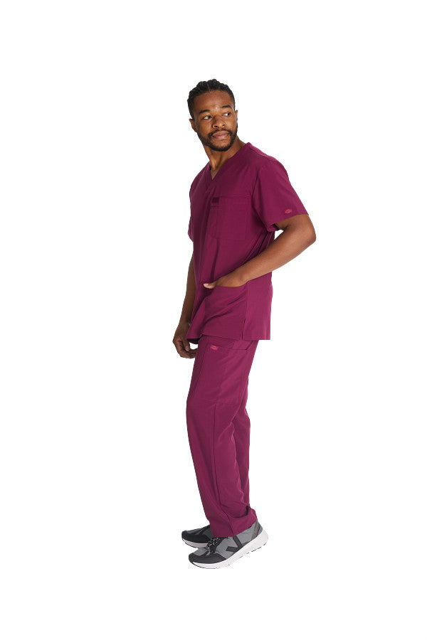 Men’s Dickies DK645 & DK015 scrub set with V-neck top and cargo pants for medical professionals