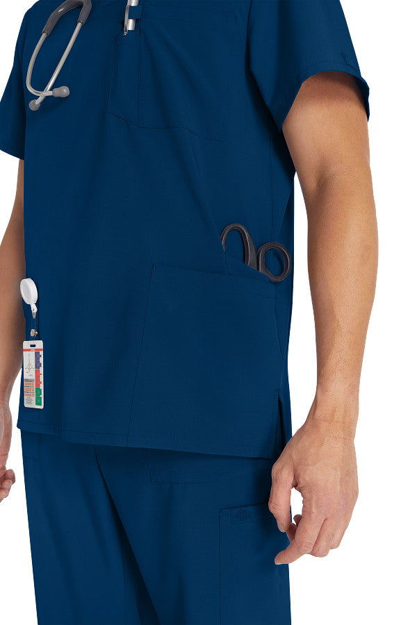 Men’s Dickies DK645 & DK015 scrub set with V-neck top and cargo pants for medical professionals